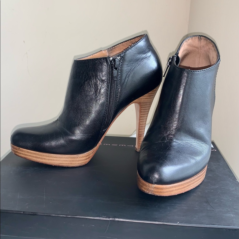 Steve Madden ‘Lipstik’ Ankle Bootie